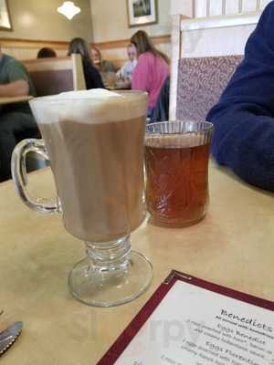 Young's Restaurant & Coffee