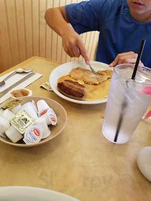 Young's Restaurant & Coffee