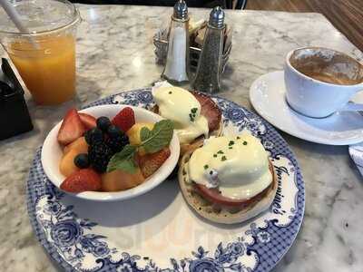 Jeannine's Bakery & Cafe