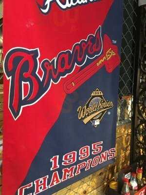 2nd & 13 Sports Bar And Grille