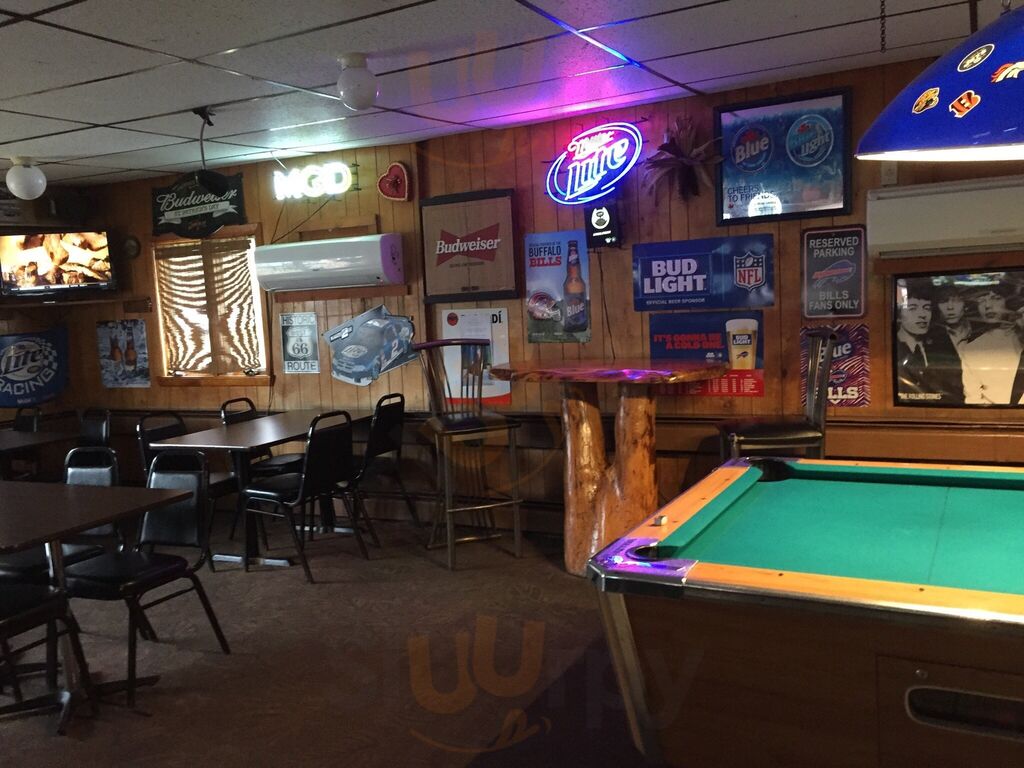 The Clinton Fine Food & Spirits