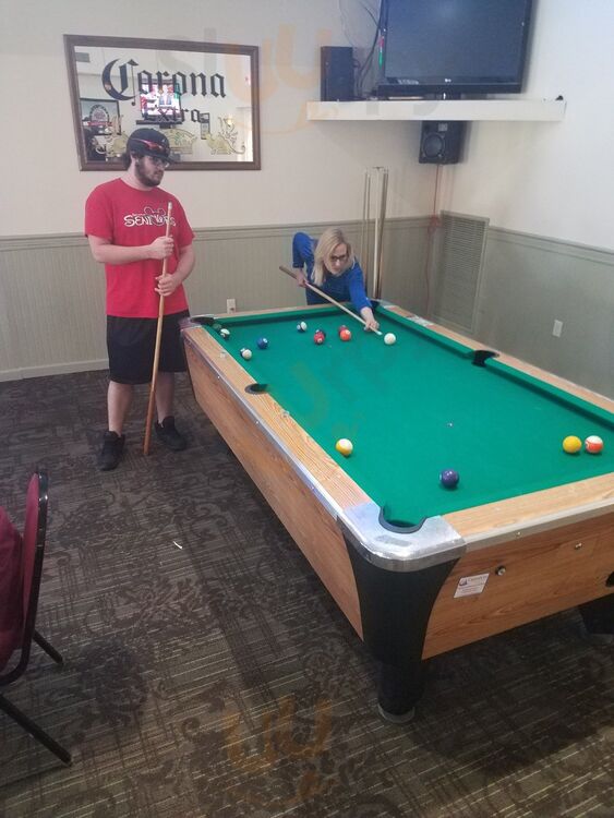 Caddyshack Bar And Grill