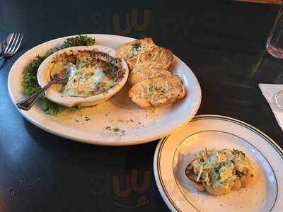 Black Bear Lodge And Saloon