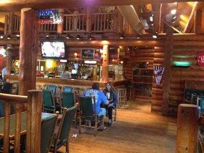 Black Bear Lodge And Saloon
