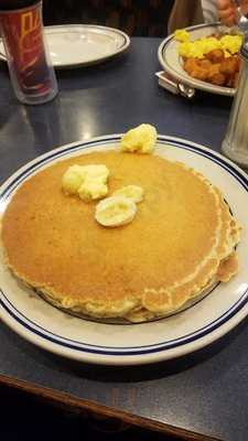 Freedom Square Diner