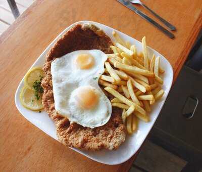 Enzo’s Cafe And  Bakery