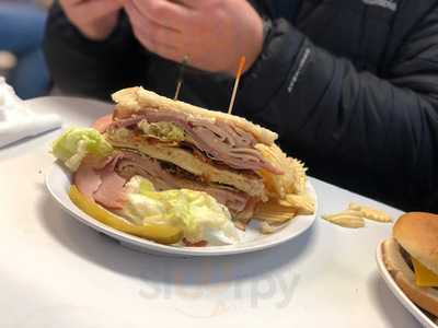 Track's End Restaurant