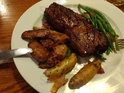 Baxter's Grill & Bar