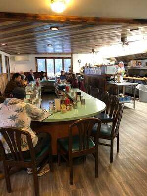 Cup N Saucer Restaurant