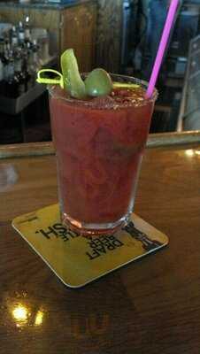 Neighbors Eatery & Saloon On The Rum