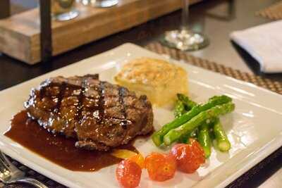 Cinnamon Tree Restaurant