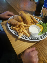 Stingrays Bar And Grill