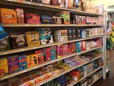 Organic Roots Market & Deli