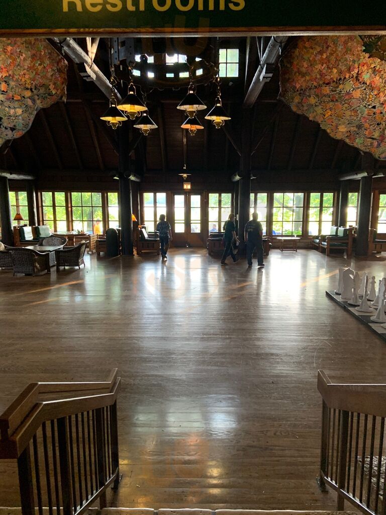 Pere Marquette Lodge
