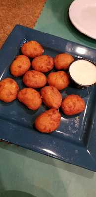 Rusch's Bar And Grill