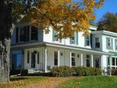 Seven Oaks Clubhouse