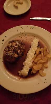 Andrew's At The Westbrook Farm