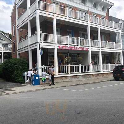 Moo Moo's Creamery