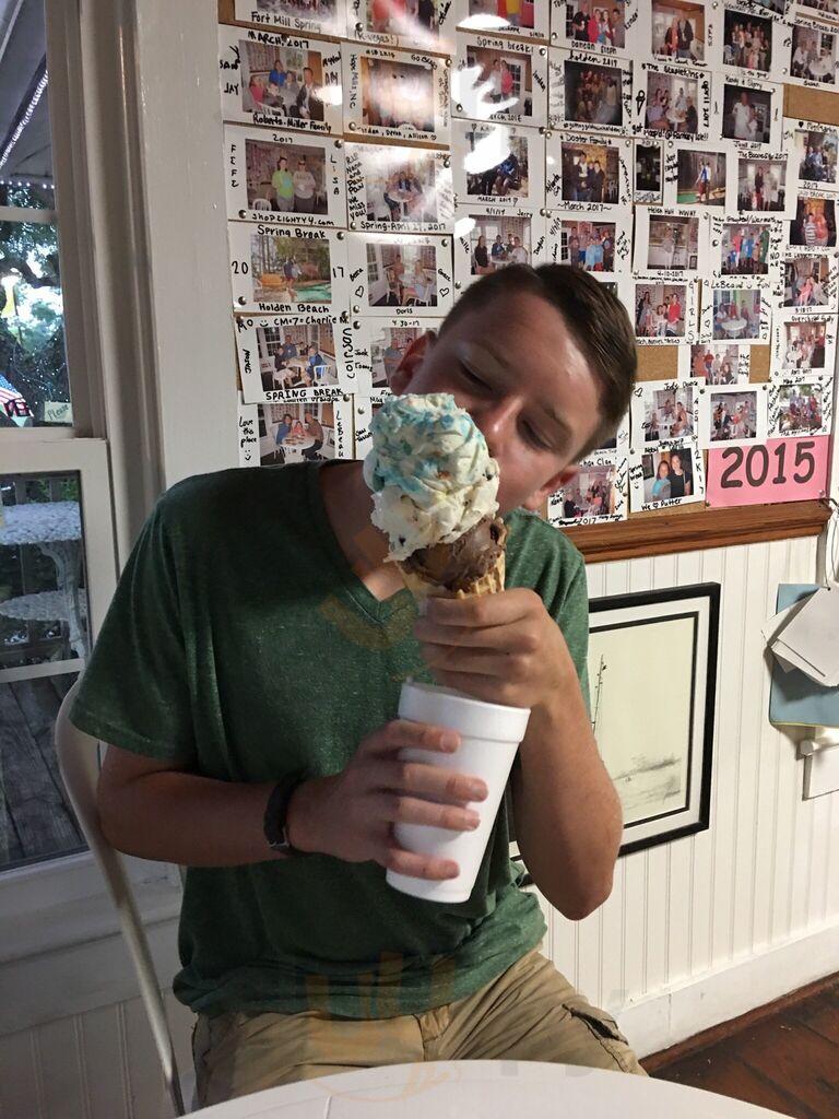 Fantasy Isle Ice Cream