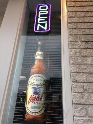Ale House Bar & Grill
