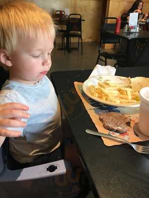 Luckenbill's Family Restaurant