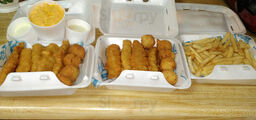Captain D's
