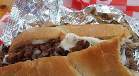 R J's Eatery