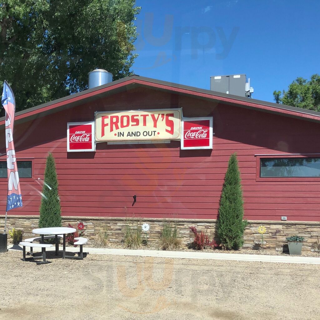 Frosty's In And Out