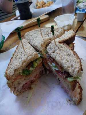 Lincross Roast Beef And More