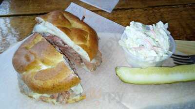 Lincross Roast Beef And More