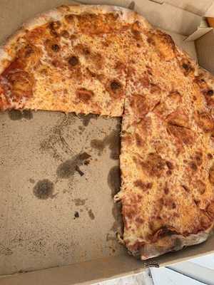 Cucinella's Brick Oven Pizzeria