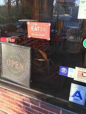 Classic Red Hots Albasha