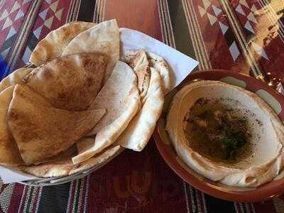 Classic Red Hots Albasha