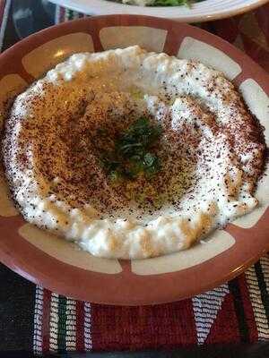 Classic Red Hots Albasha