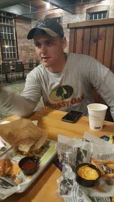 Last Call Bar And Grill