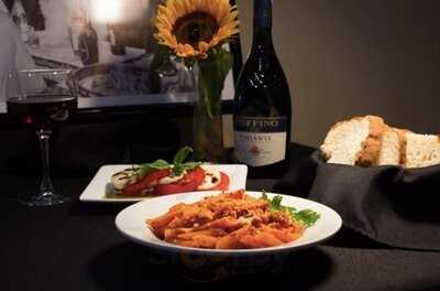 Cipollina Rustic Italian Kitchen