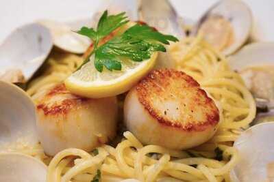 Cipollina Rustic Italian Kitchen