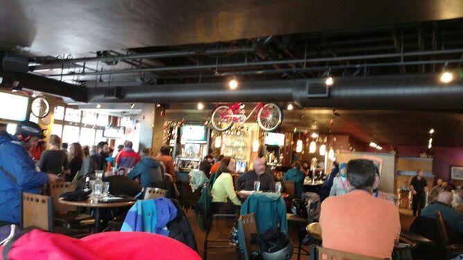 Incline Bar & Grill