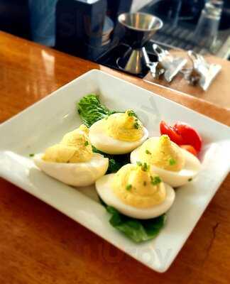 The Point Crab House & Grill