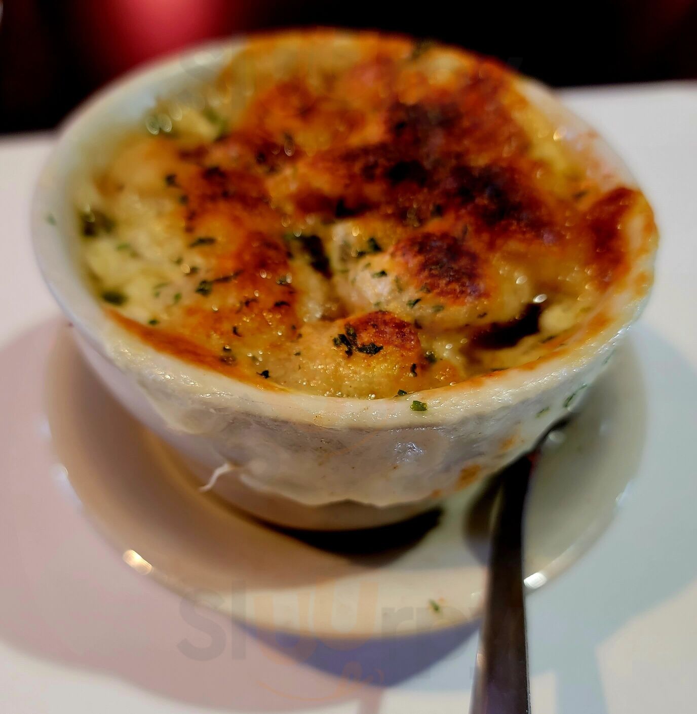 Drew Menas Restaurant & Lounge