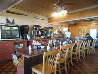 Broken Wheel Truck Stop