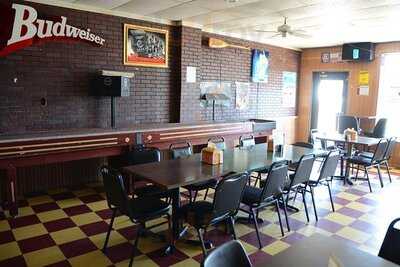 Leamen's Bar And Grill