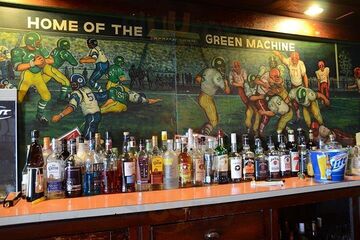 Leamen's Bar And Grill