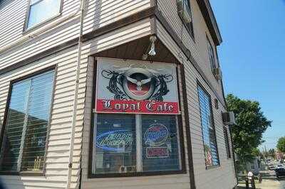Loyal Cafe
