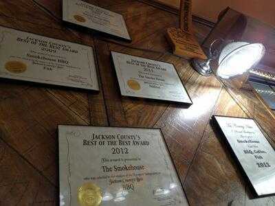 Lackey's Smoke House Bbq