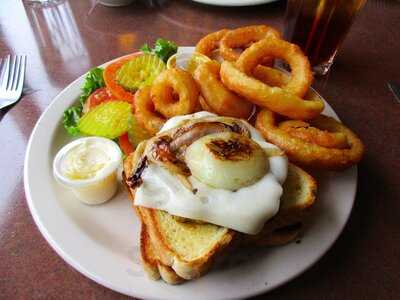 Daniella's In The Park