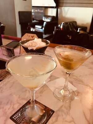 Olive Black Martini And Wine Lounge