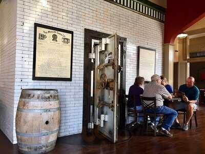 Bootleggers Restaurant & Brewery