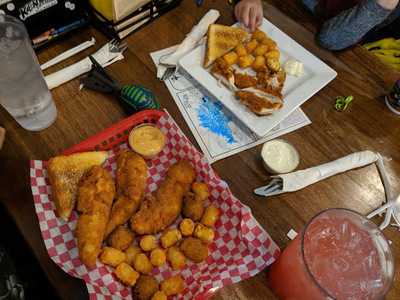 The 4th Jug / Papa Jug's Pizza