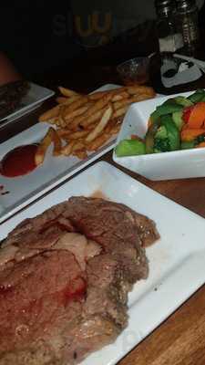 The 4th Jug / Papa Jug's Pizza